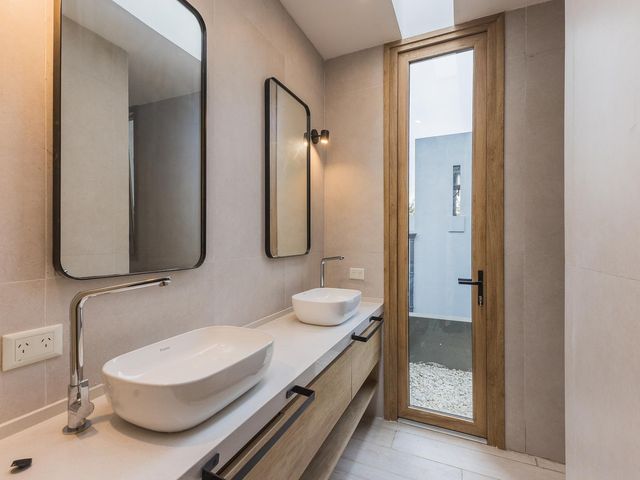 place photo 61