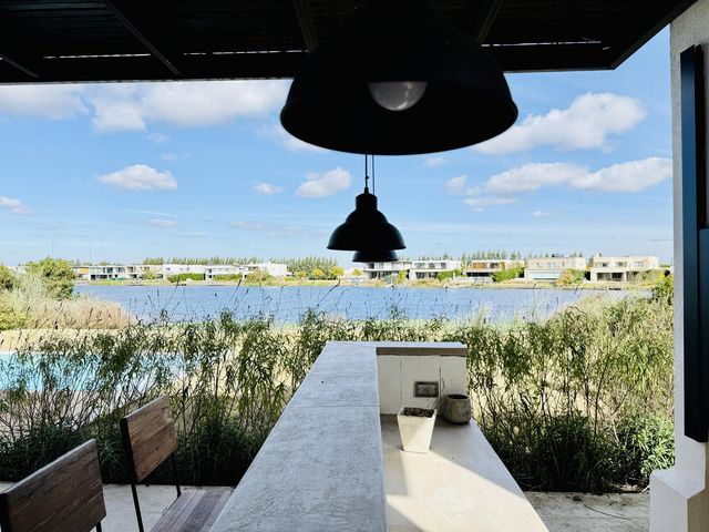 place photo 98