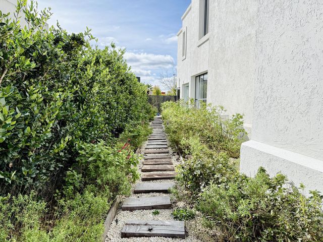 place photo 121