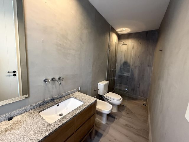 place photo 80
