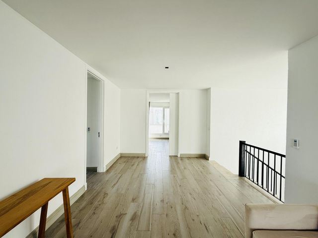 place photo 90