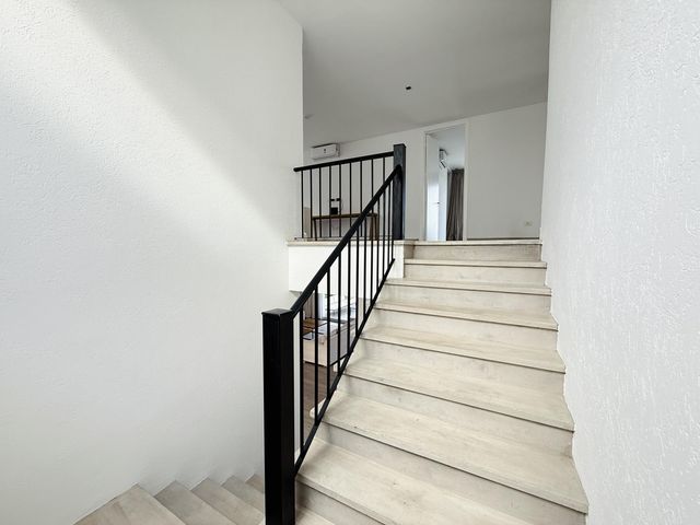 place photo 49