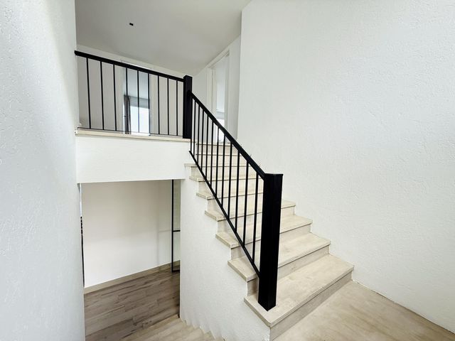 place photo 47