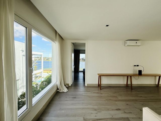 place photo 116