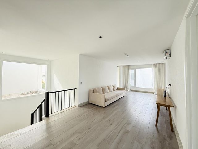 place photo 51
