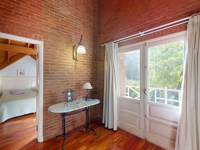 place photo 71