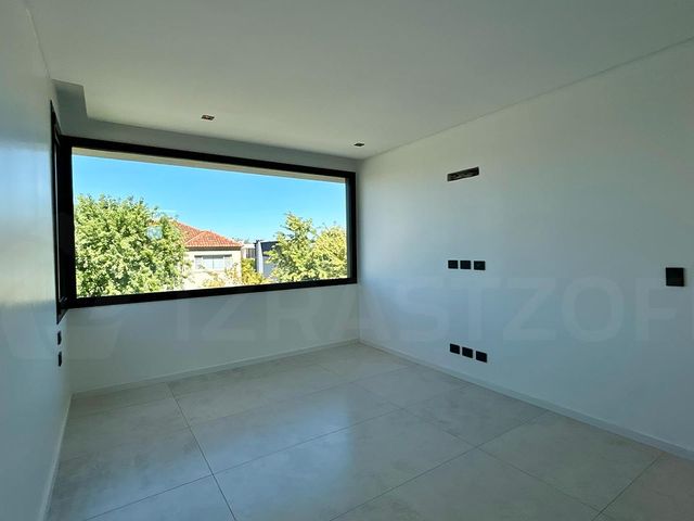 place photo 53