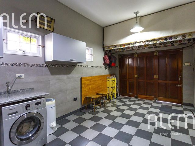 place photo 33