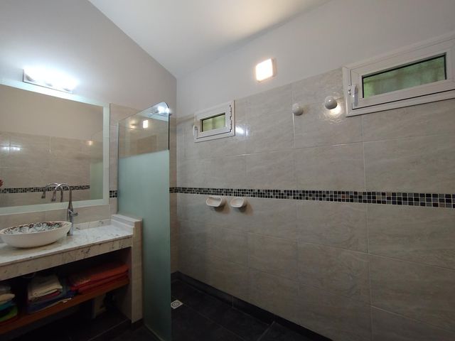 place photo 54