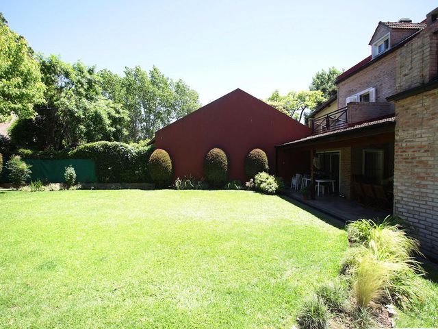 place photo 52