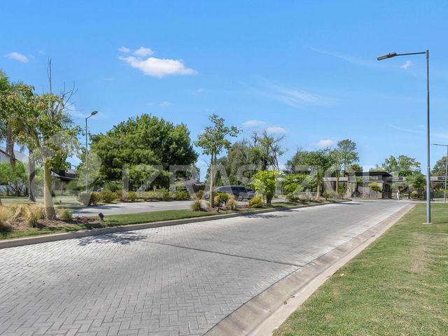 place photo 44