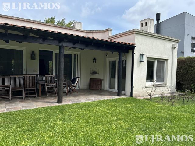 place photo 53