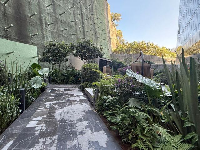 place photo 50