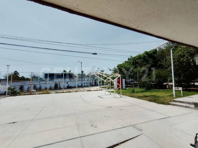 place photo 21
