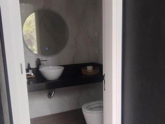 place photo 55
