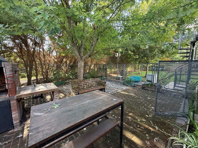 place photo 44