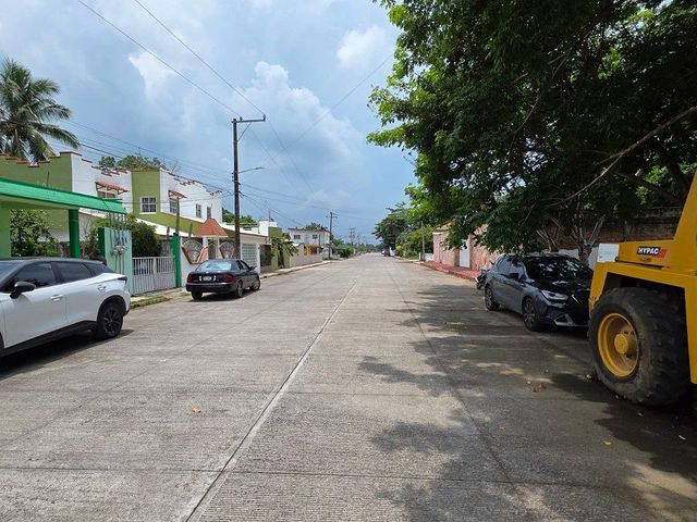 place photo 14