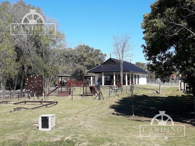 place photo 21