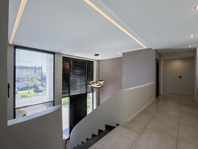 place photo 48