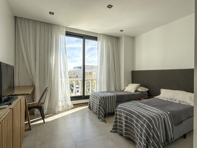 place photo 56