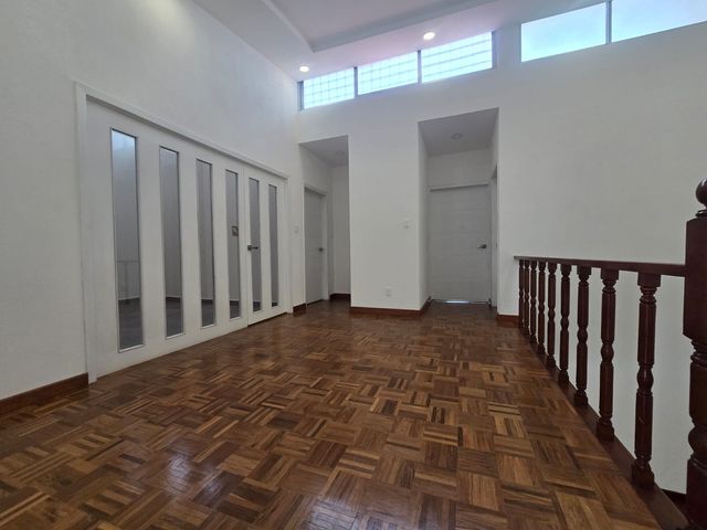 place photo 49