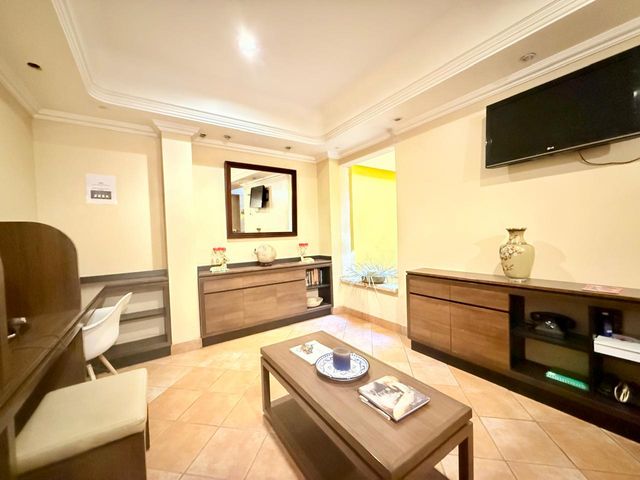place photo 65