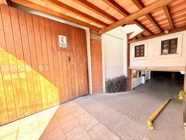 place photo 66