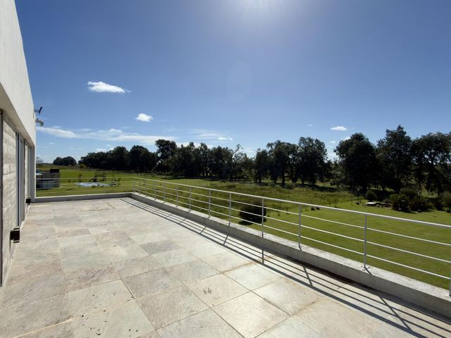place photo 53