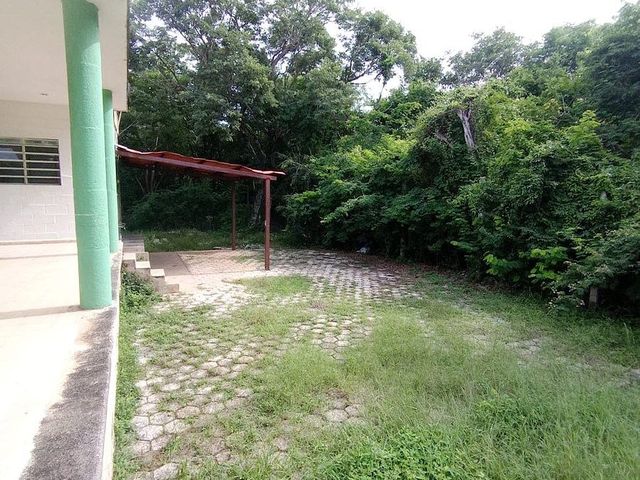 place photo 18
