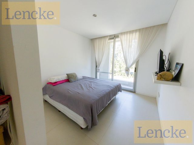 place photo 48