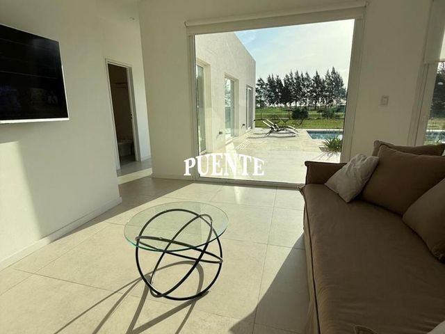 place photo 48