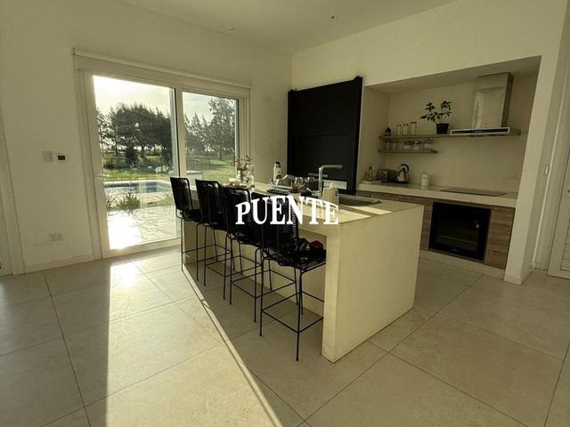place photo 60