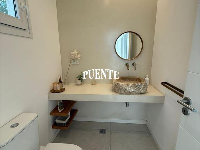 place photo 66