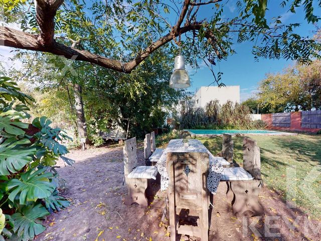 place photo 52