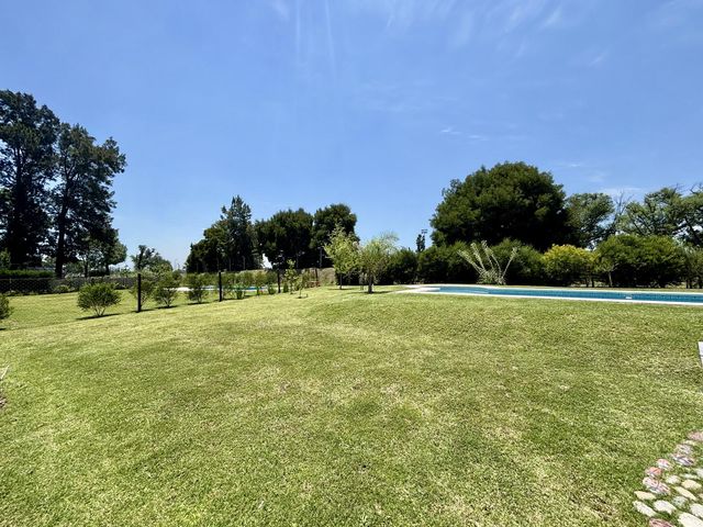 place photo 54