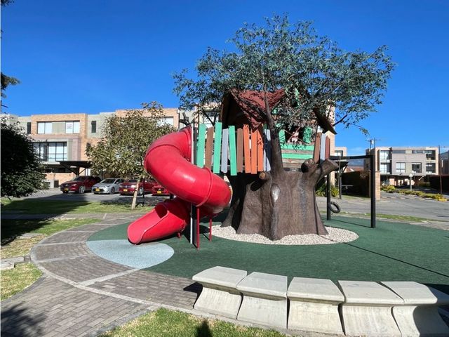 place photo 23