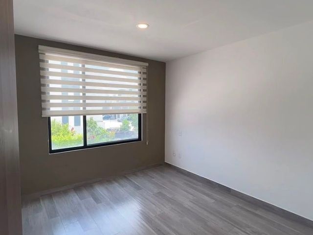 place photo 47