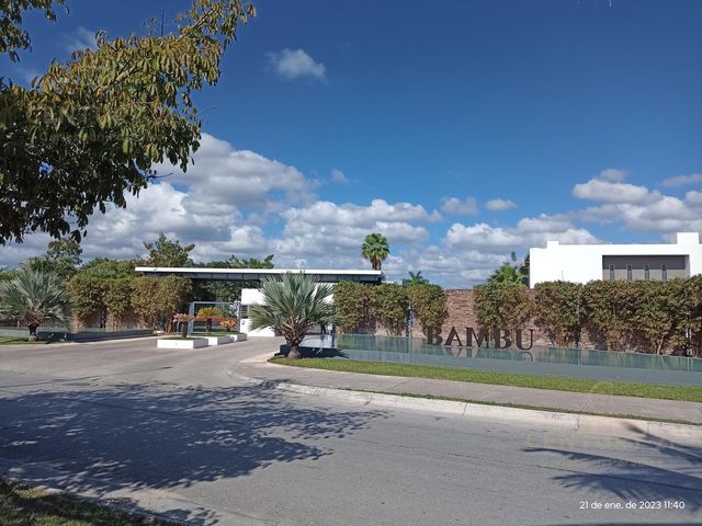 place photo 21