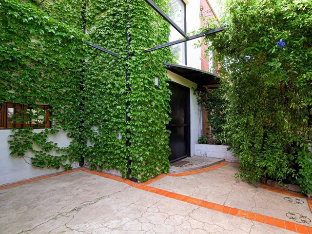 place photo 34