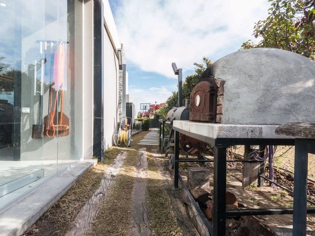 place photo 52