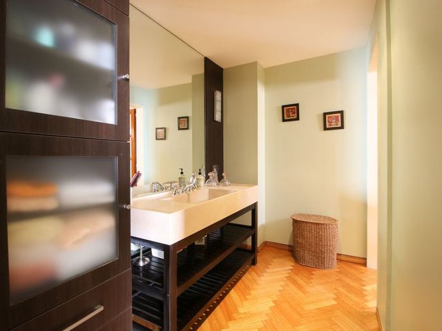 place photo 54