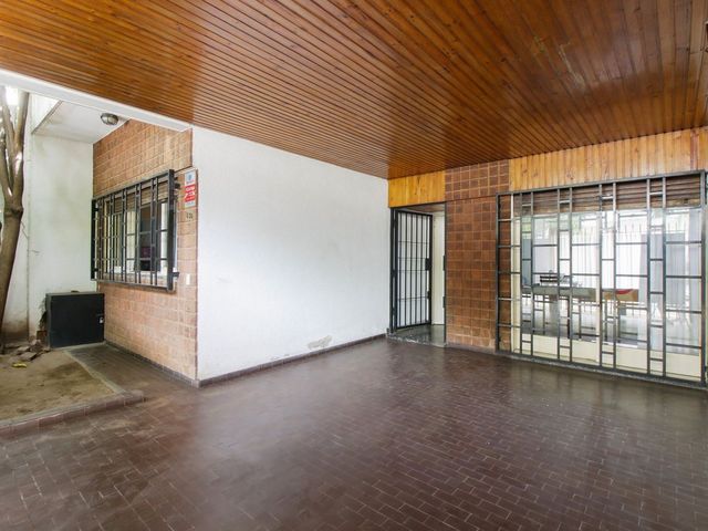 place photo 40