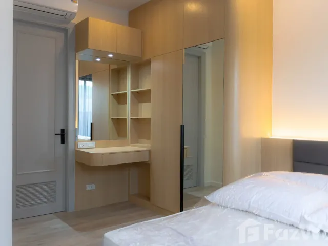 place photo 66