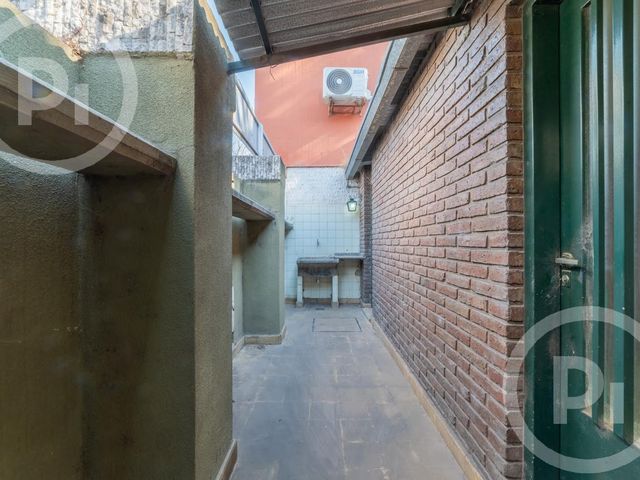 place photo 52