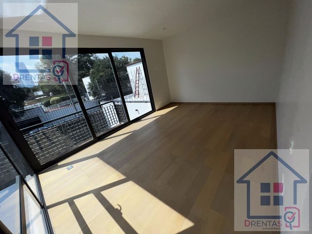 place photo 56