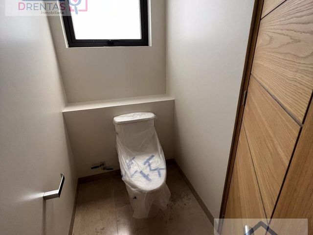 place photo 49
