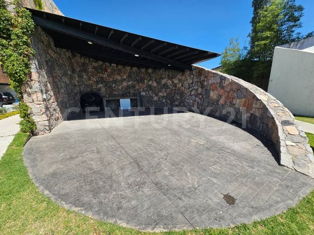 place photo 48