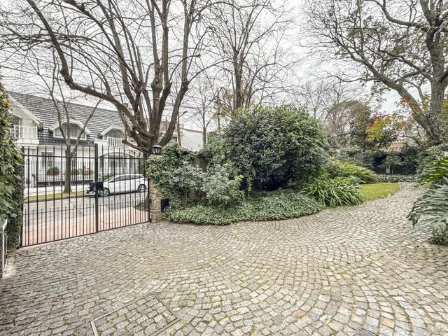 place photo 60