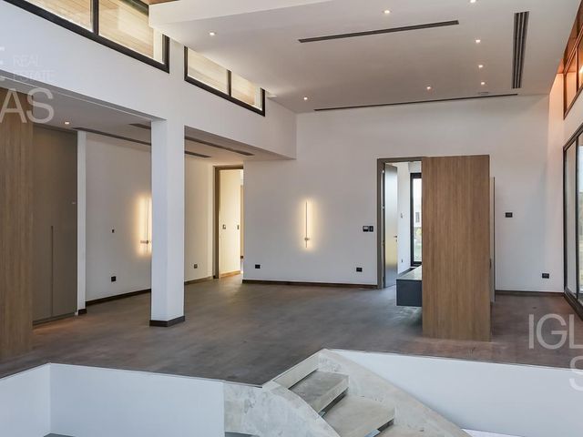 place photo 86