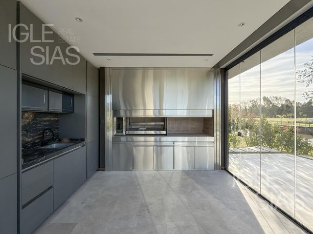 place photo 74